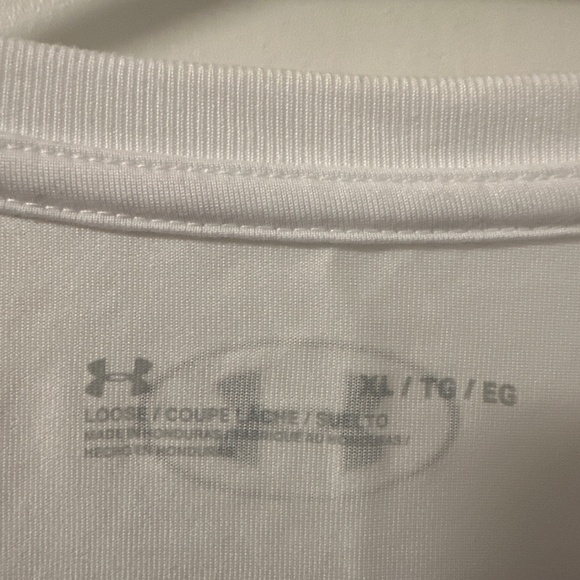 Under Armour Women’s Tee - XL - Picture 3 of 3